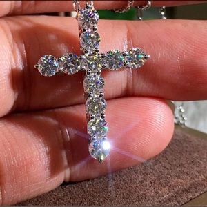 4mm Moissanite Cross